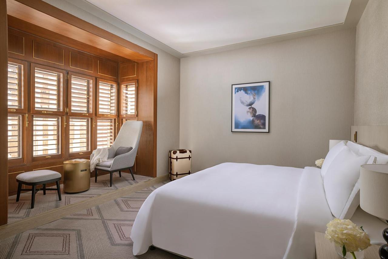 Jumeirah Jabal Omar Makkah Мекка Экстерьер фото A bedroom at The St. Regis